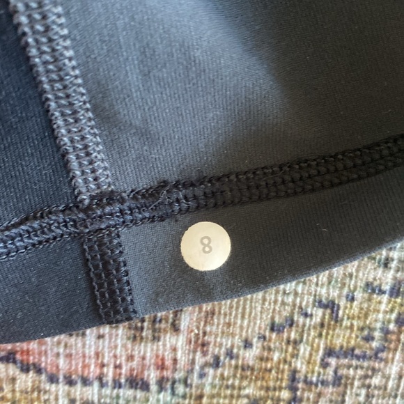 lululemon tank size 8 - Picture 4 of 4
